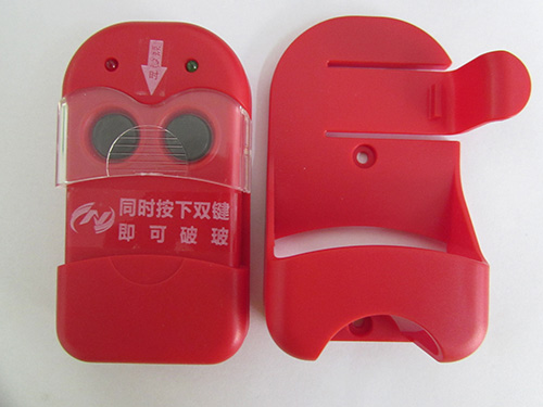 破玻器3秒自動(dòng)爆破車窗 公交將全配備