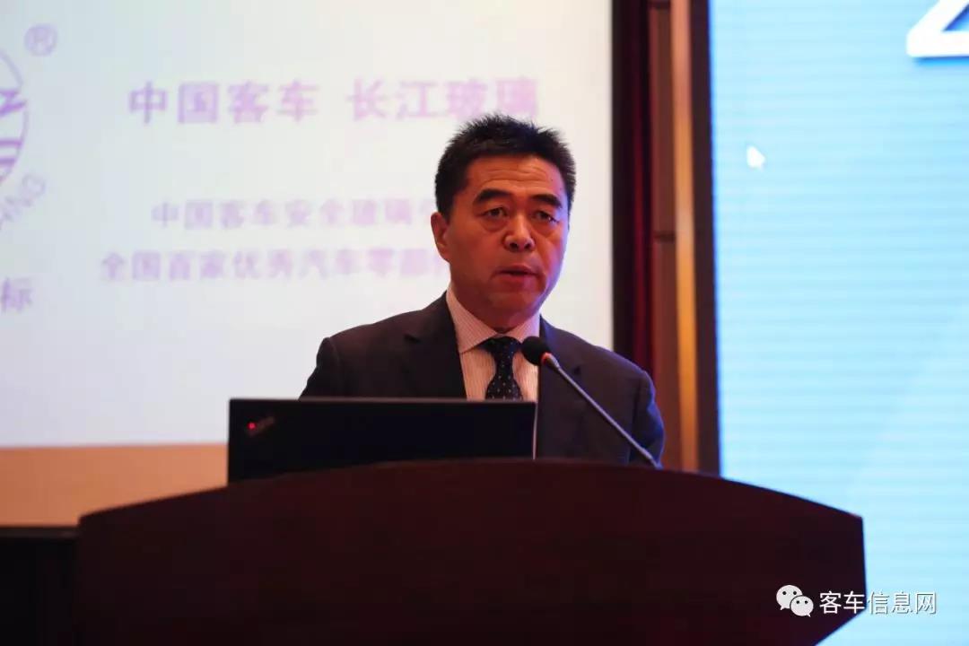 客車自動(dòng)破窗裝置,遙控自動(dòng)破玻器,破窗器,南冠破玻器
